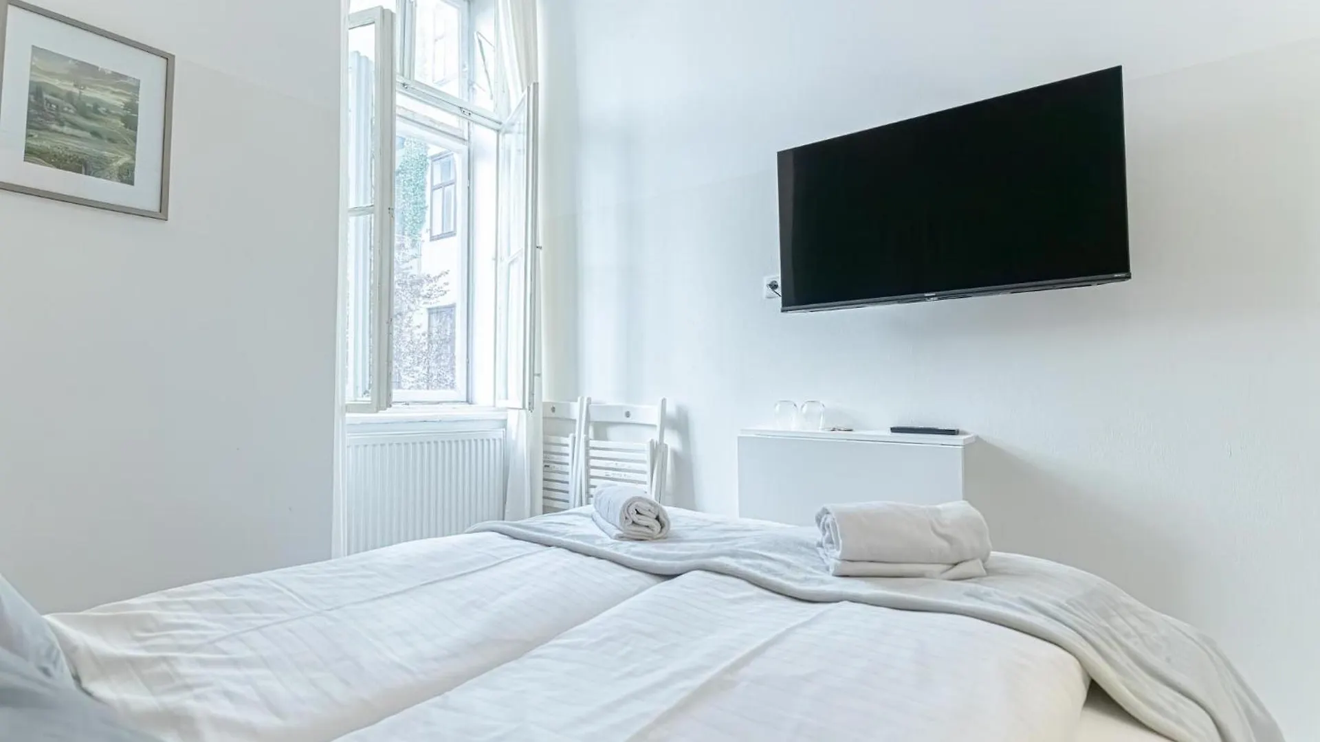 Shopping Paradise 9Br Complex Ideal For 22 People Vienna