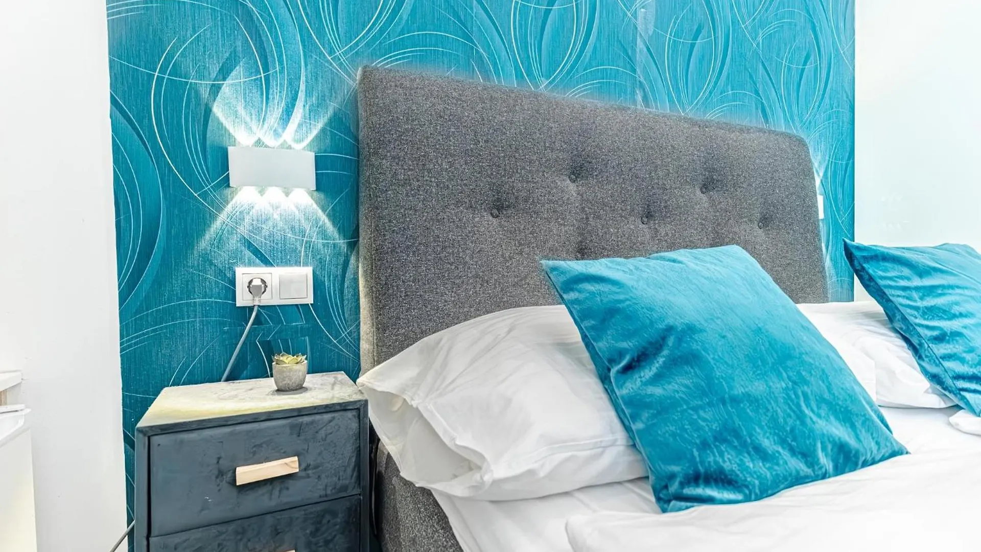 Shopping Paradise 9Br Complex Ideal For 22 People Vienna Austria