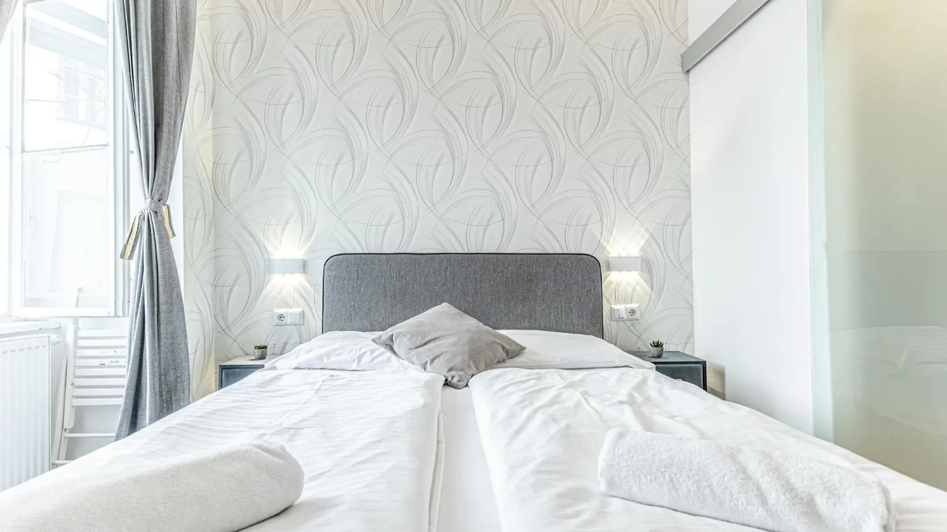 Shopping Paradise 9Br Complex Ideal For 22 People Vienna