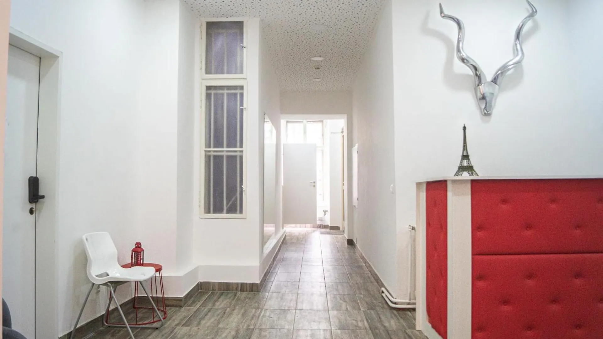 Apartment Shopping Paradise 9Br Complex Ideal For 22 People Vienna Austria